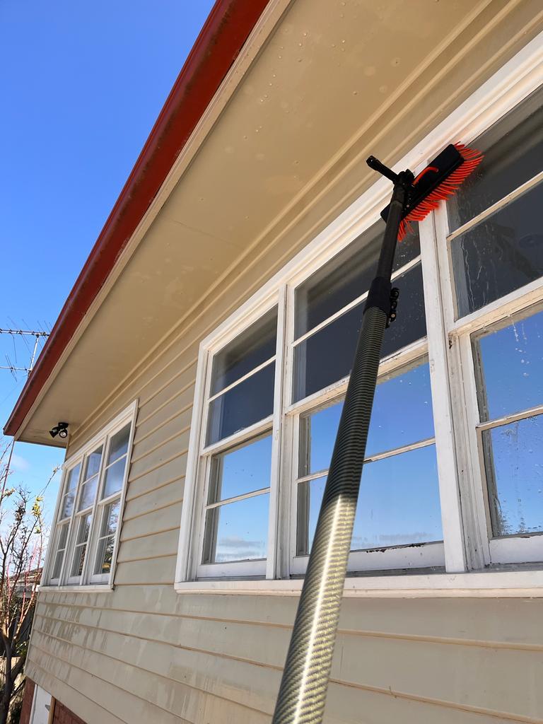 Window Washing in Greenvale